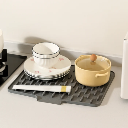 SéchoirSil™ | Le Tapis de Cuisine Tout-en-Un : Sécher, Protéger, Isoler.