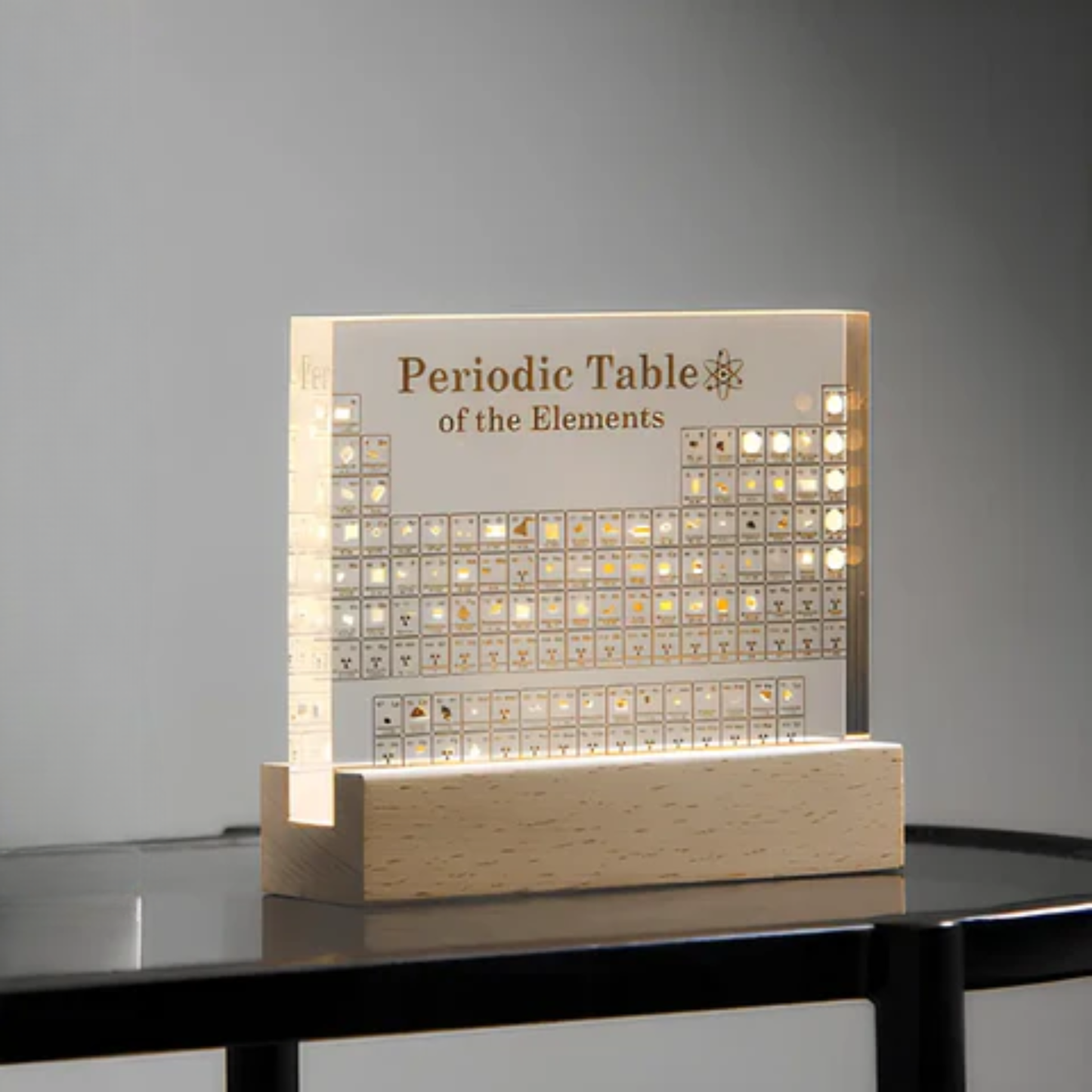 Lumière Élémentaire™ | Tableau périodique avec éléments réels